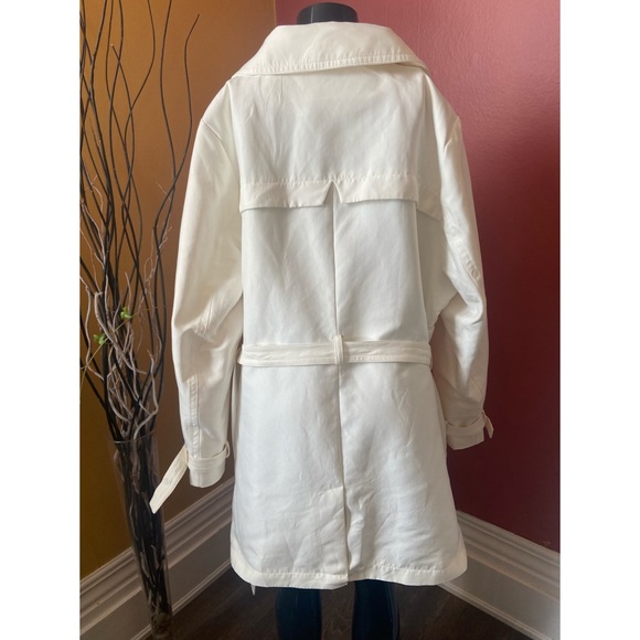 Stunning Addition Elle “Michael Studio” Cream Trench Coat - Picture 4 of 4